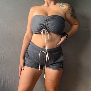 Champion 2 Piece Set